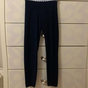 Navy Aerie Offline Chill Play Move Scallop Leggings